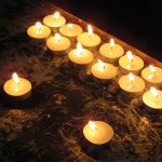 candles-2489835_1920